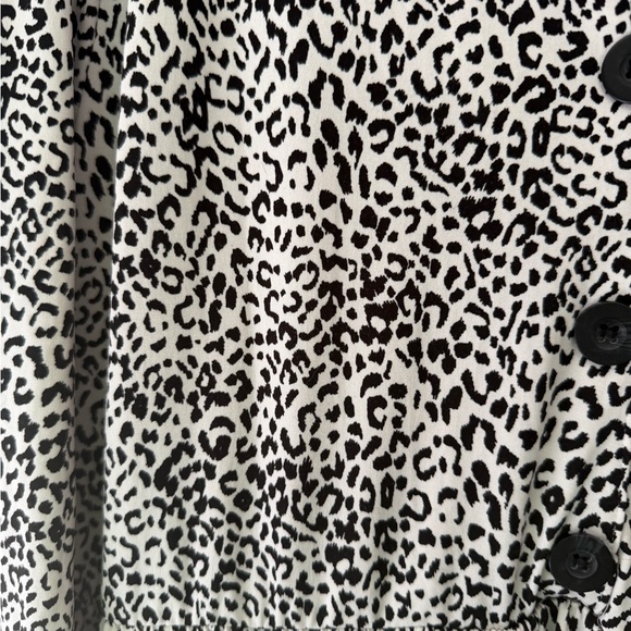 Gilli Gray and White Leopard Print Button Front Dress - Picture 2 of 4